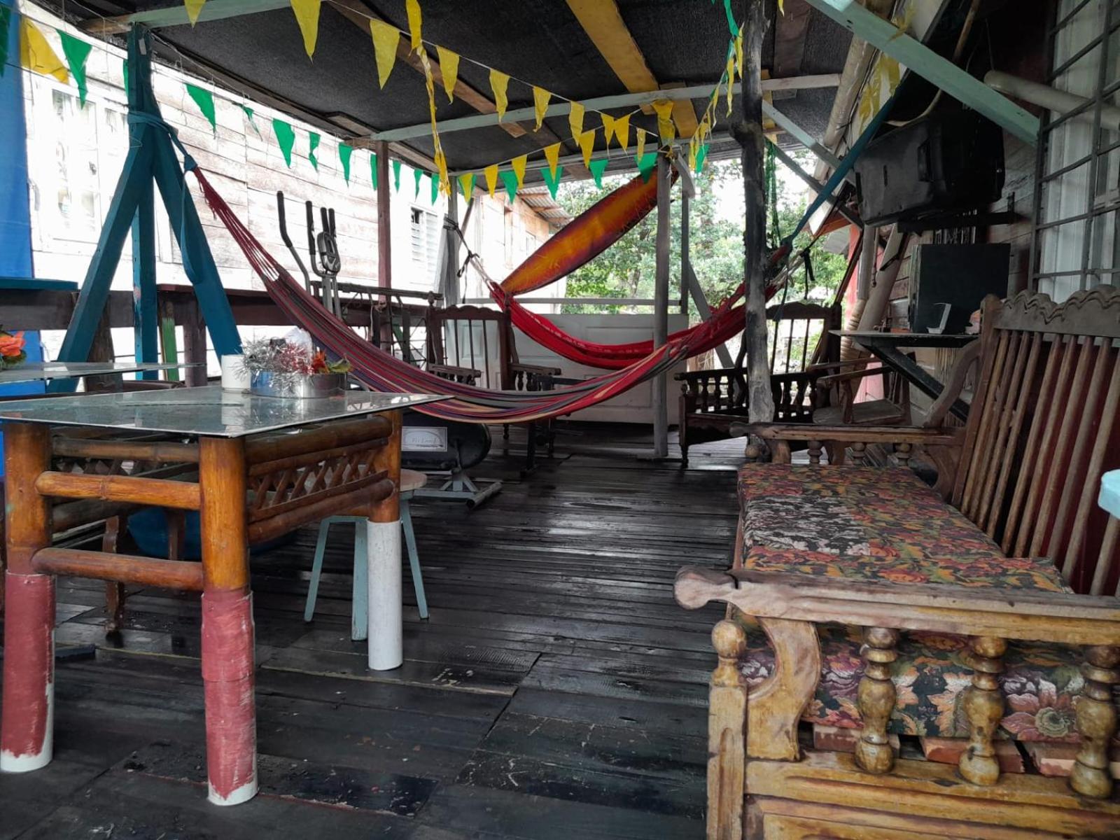 Hostal Cafe Axel Bocas Town Exterior photo